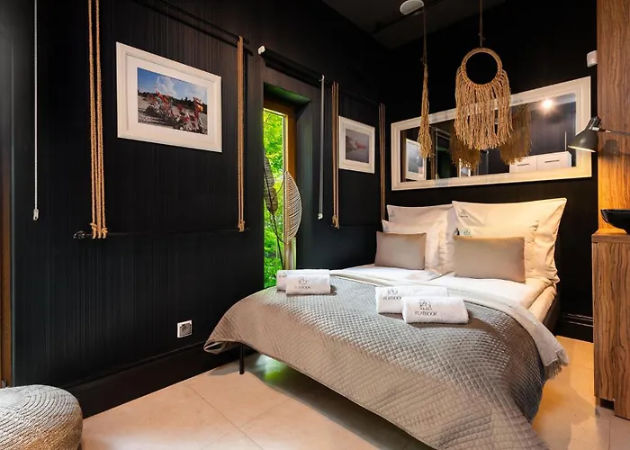 Flatbook - 4 Sypialni, Jacuzzi I Sauna アパート *