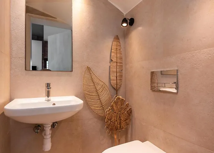 Flatbook - 4 Sypialni, Jacuzzi I Sauna Apartman